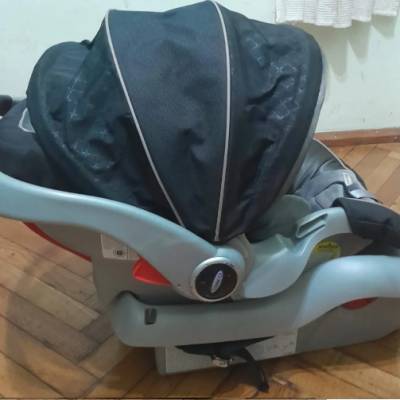 Silla para auto de bebé Graco SnugRide 35